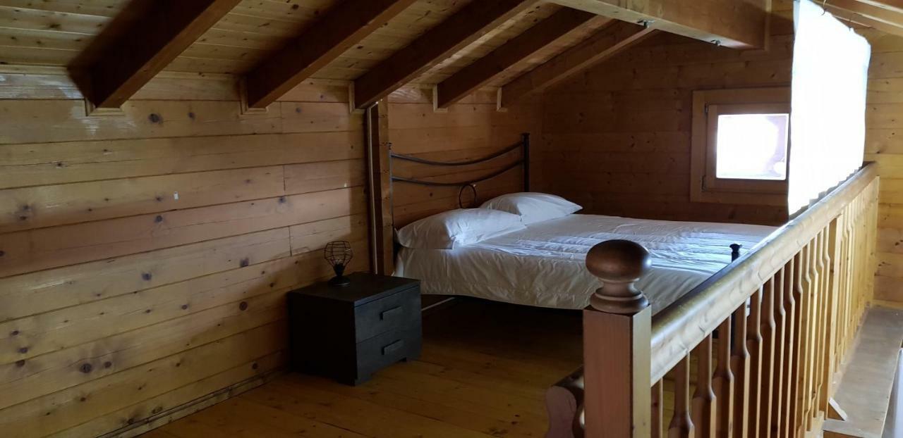 ארדאה Chalet L Oasi Di Ambra 8 Posti Letto Con Uso Piscina מראה חיצוני תמונה